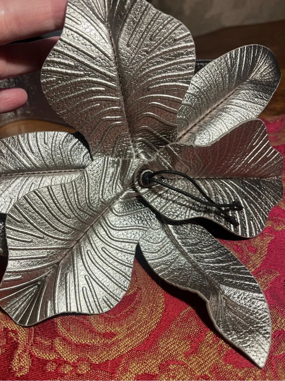 Anne Fontaine Carrie Belt Metallic Silver Leather Floral Leaf Statement Belt